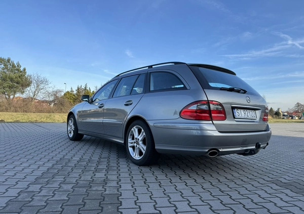 Mercedes-Benz Klasa E cena 25000 przebieg: 298000, rok produkcji 2007 z Chorzów małe 352